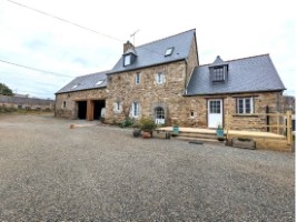Maison 6 Pièces + Dépendances 22540 Tréglamus